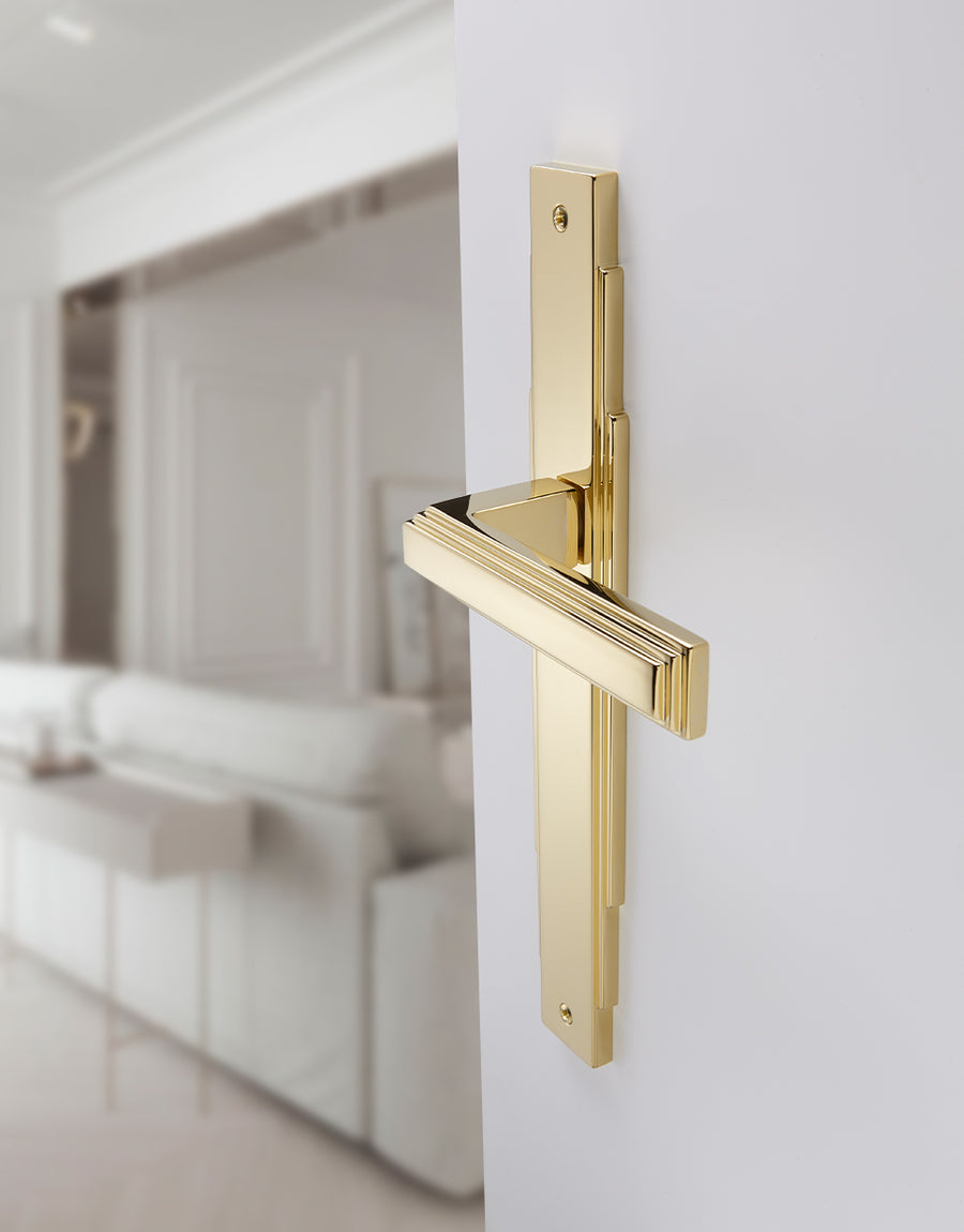 New York lever handle set on an exclusive backplate